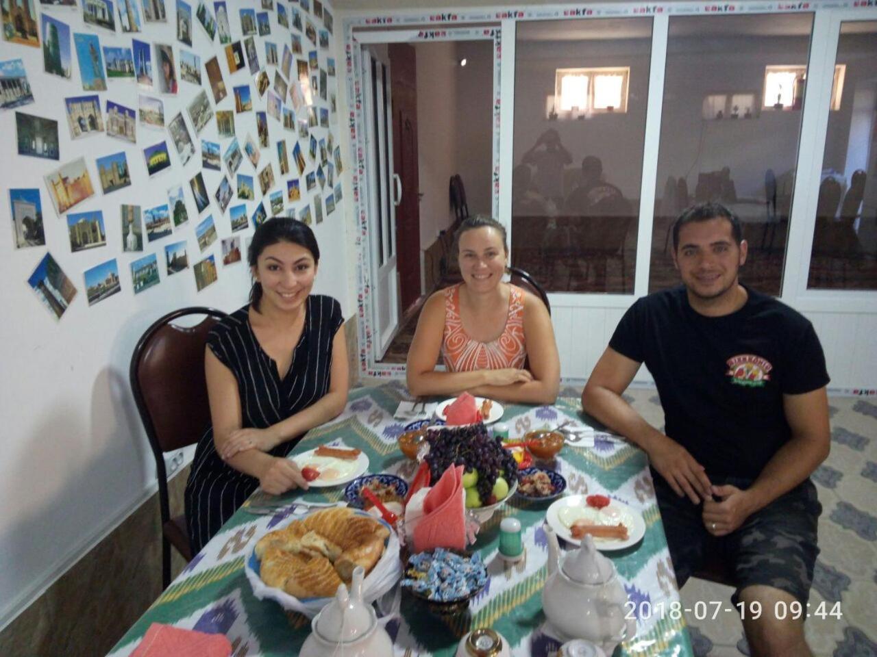Al Hilol Guesthouse Buchara Buitenkant foto