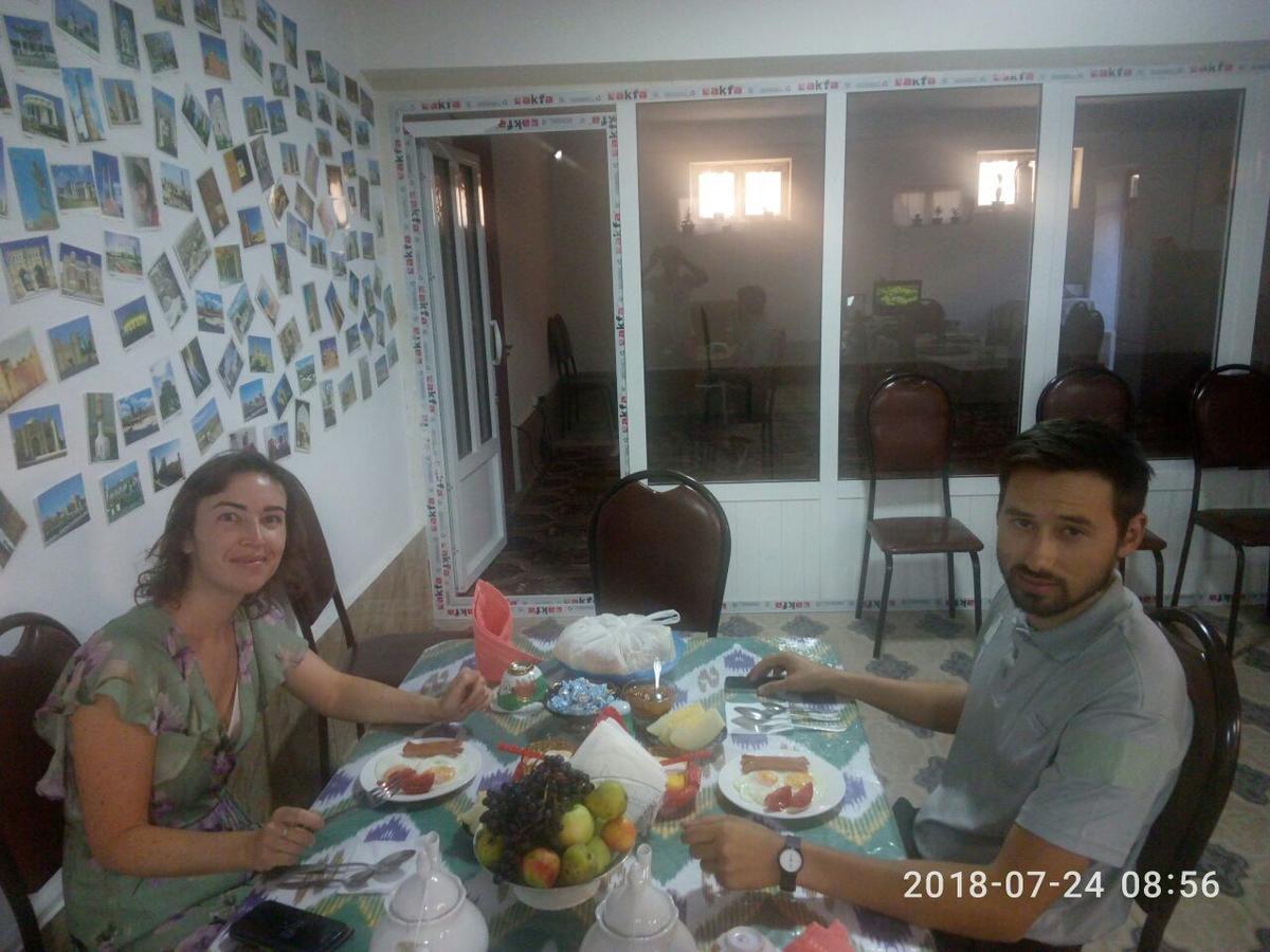Al Hilol Guesthouse Buchara Buitenkant foto